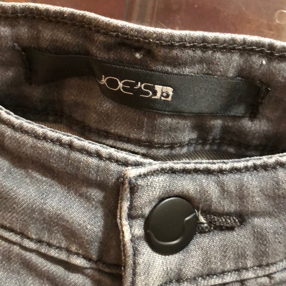Light Gray Joe’s Jeans 👖🖤 - Picture 2 of 5